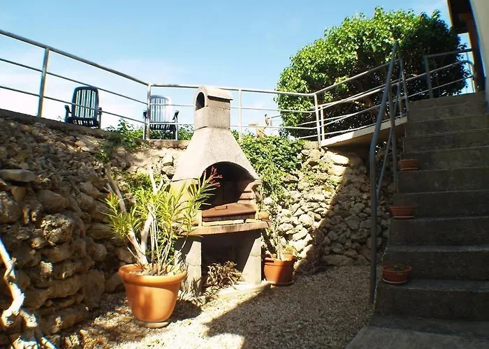 Dom wakacyjny House In With Sea View, Terrace, Air Conditioning, Wi-fi Kukljica