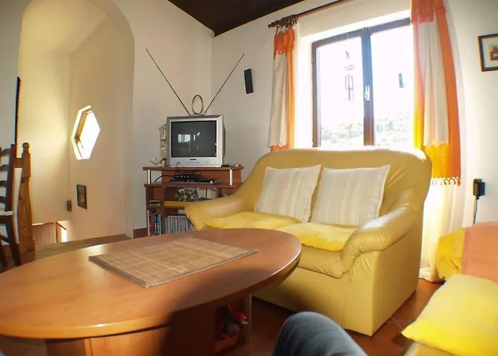 House In With Sea View, Terrace, Air Conditioning, Wi-fi Дом отдыха